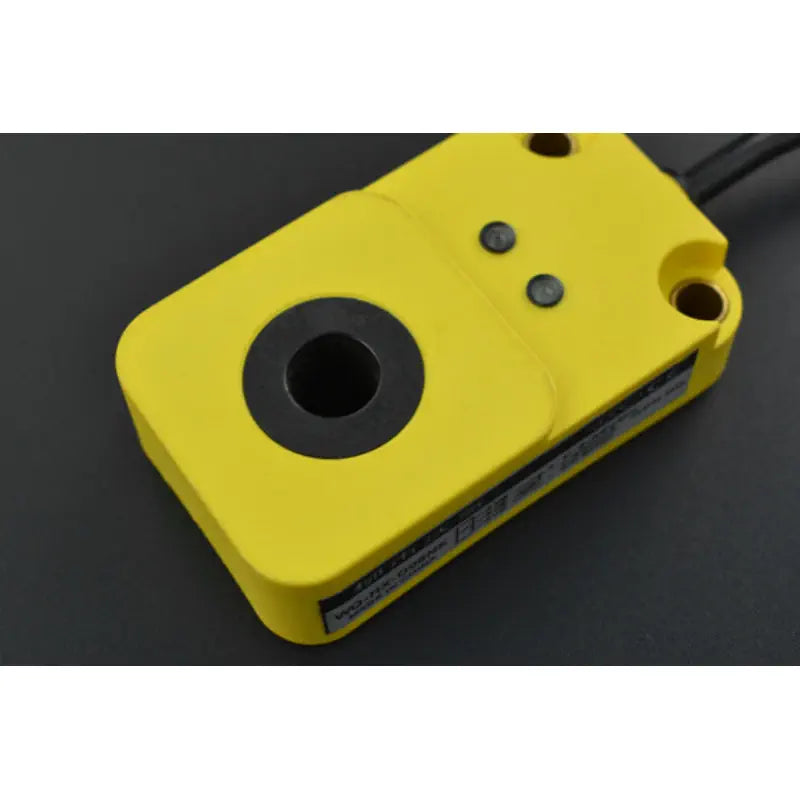 DFRobot Ring Inductive Proximity Sensor (10Mm Hole Diameter) - RobotShop
